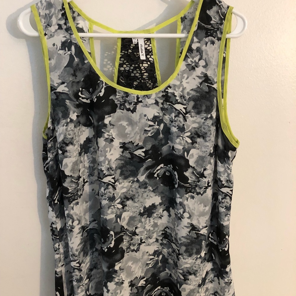 Floral tank
